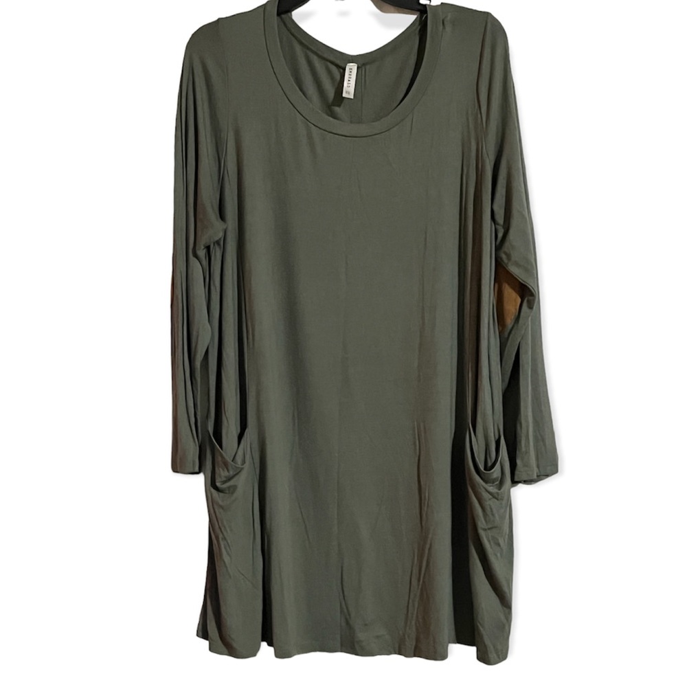 Emerald•Green Long Sleeve Top